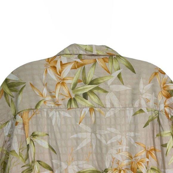 Tommy Bahama - Men's Vintage Hawaiian Floral Silk Short Sleeve Shirt, Size L Tan - Picture 15 of 16